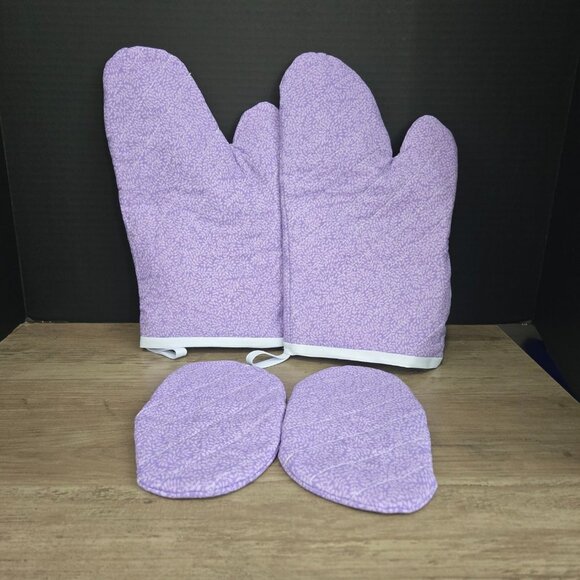 Grandma's Practical Handmade 2 Layer Oven mitt microwave mitt set Purple folage - Picture 5 of 6